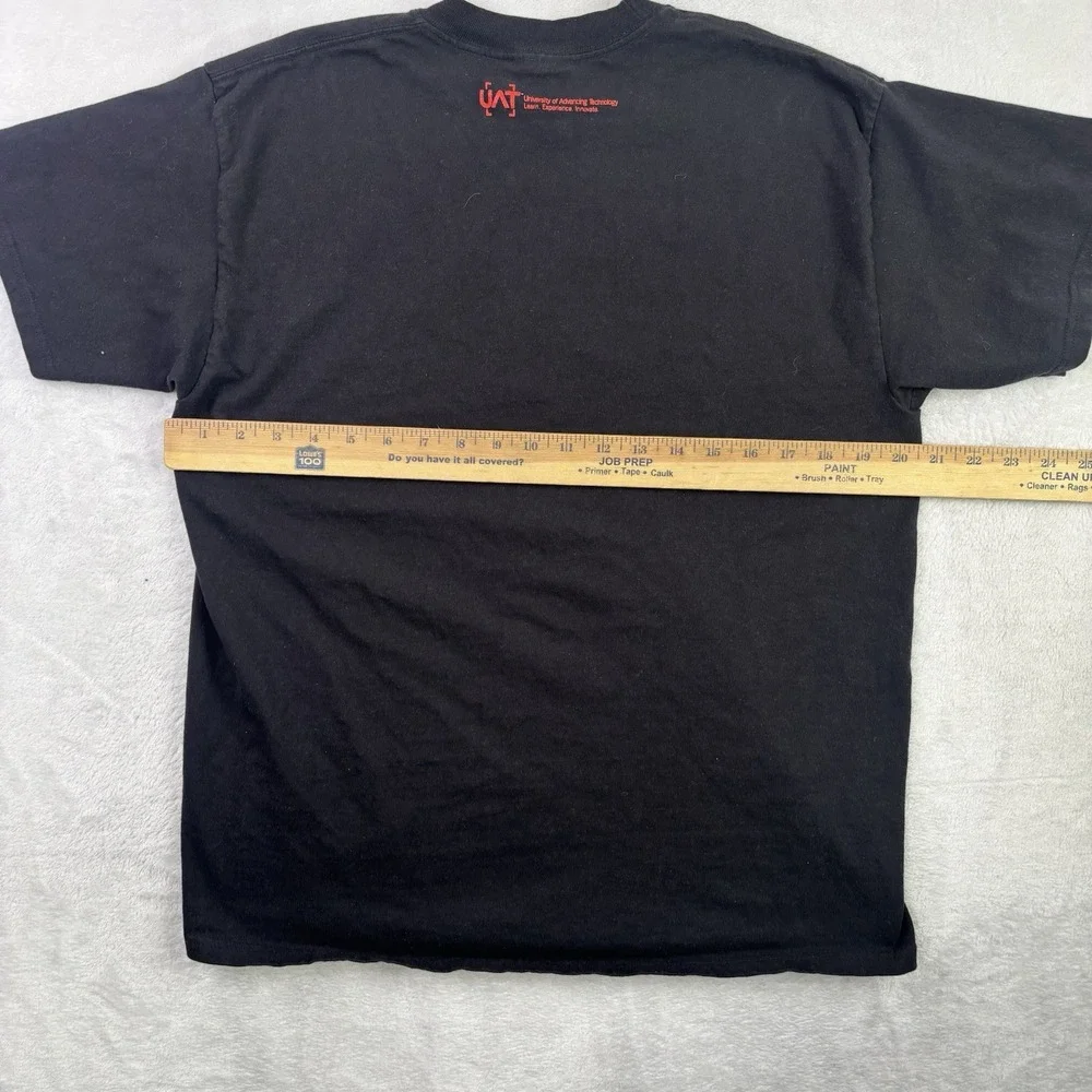 VTG Sexpert UAT University Advancing Technology Black SS Graphic Shirt Men's L
